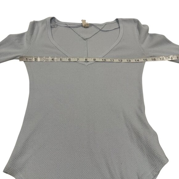 Free People Art School Cuff‎ Long Sleeve Waffle Knit Thermal Blue Size XS - Picture 6 of 7